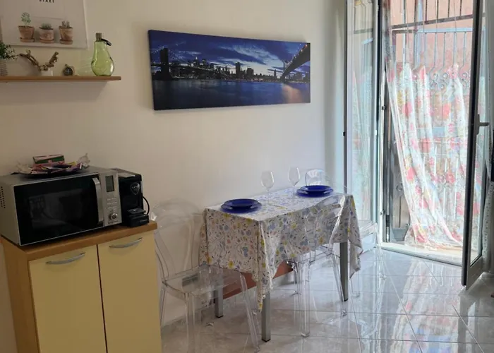 Casa Girasole Centro Apartment *